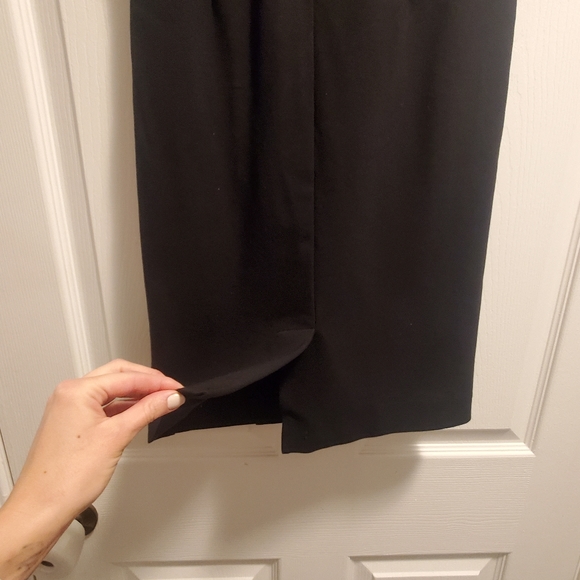 Black Maternity Mini Skirt XS - Picture 5 of 6